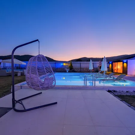 Bahar- Irem Villa Bezirgan